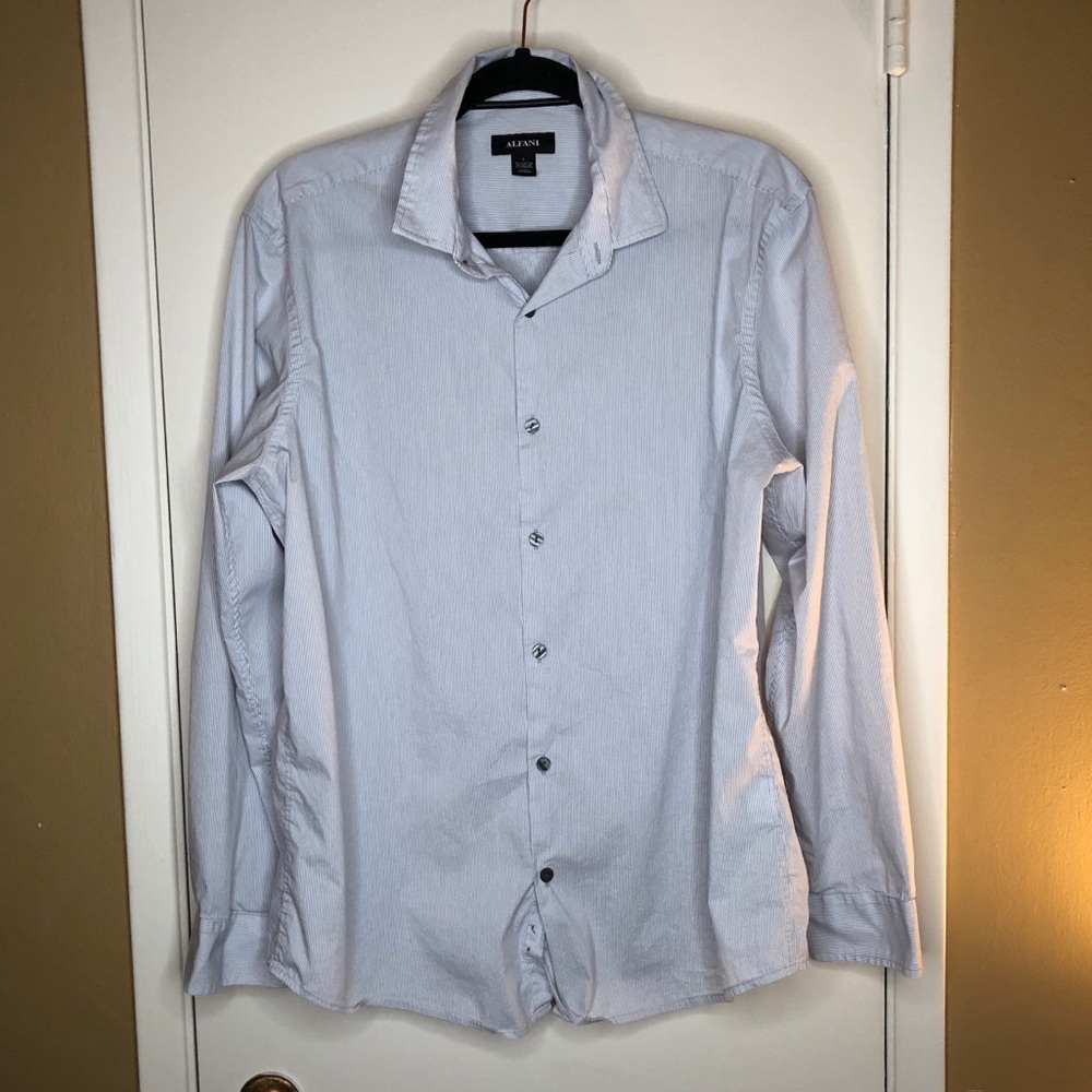 4/$25 ALFANI button up